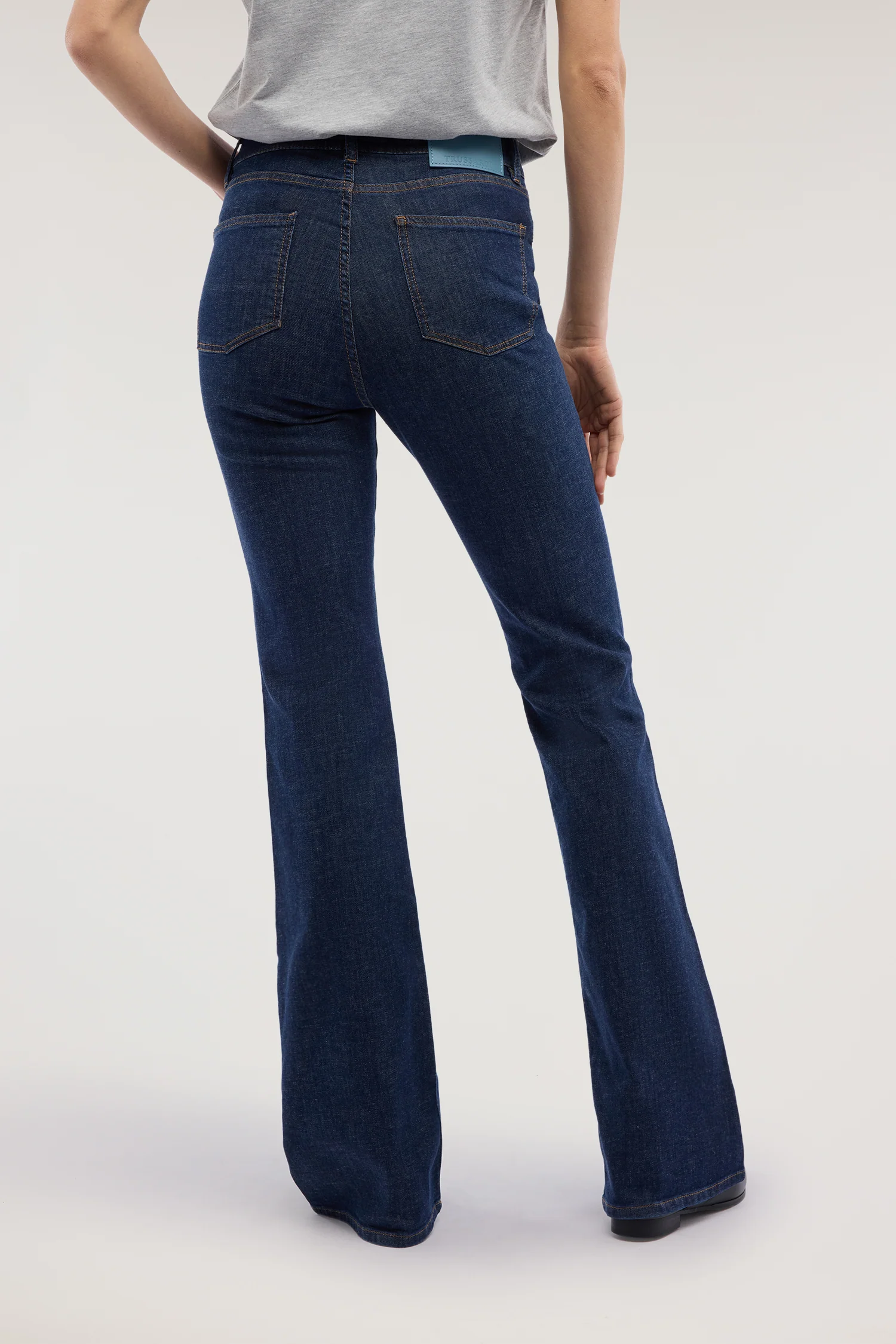 131 Flare - Comfort Denim Jeans - Image 2