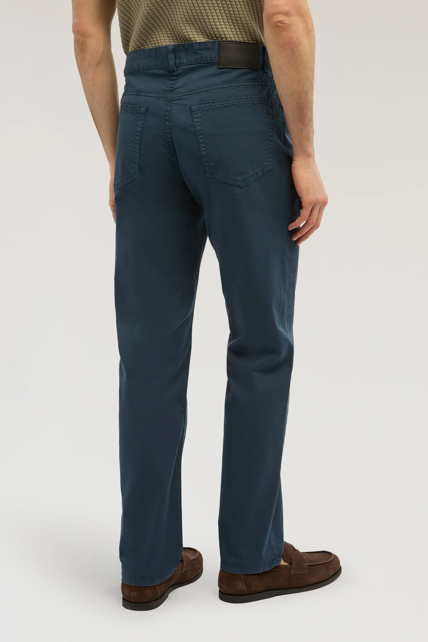 5 pockets Regular 380 ICON in lightweight gabardine - Image 2