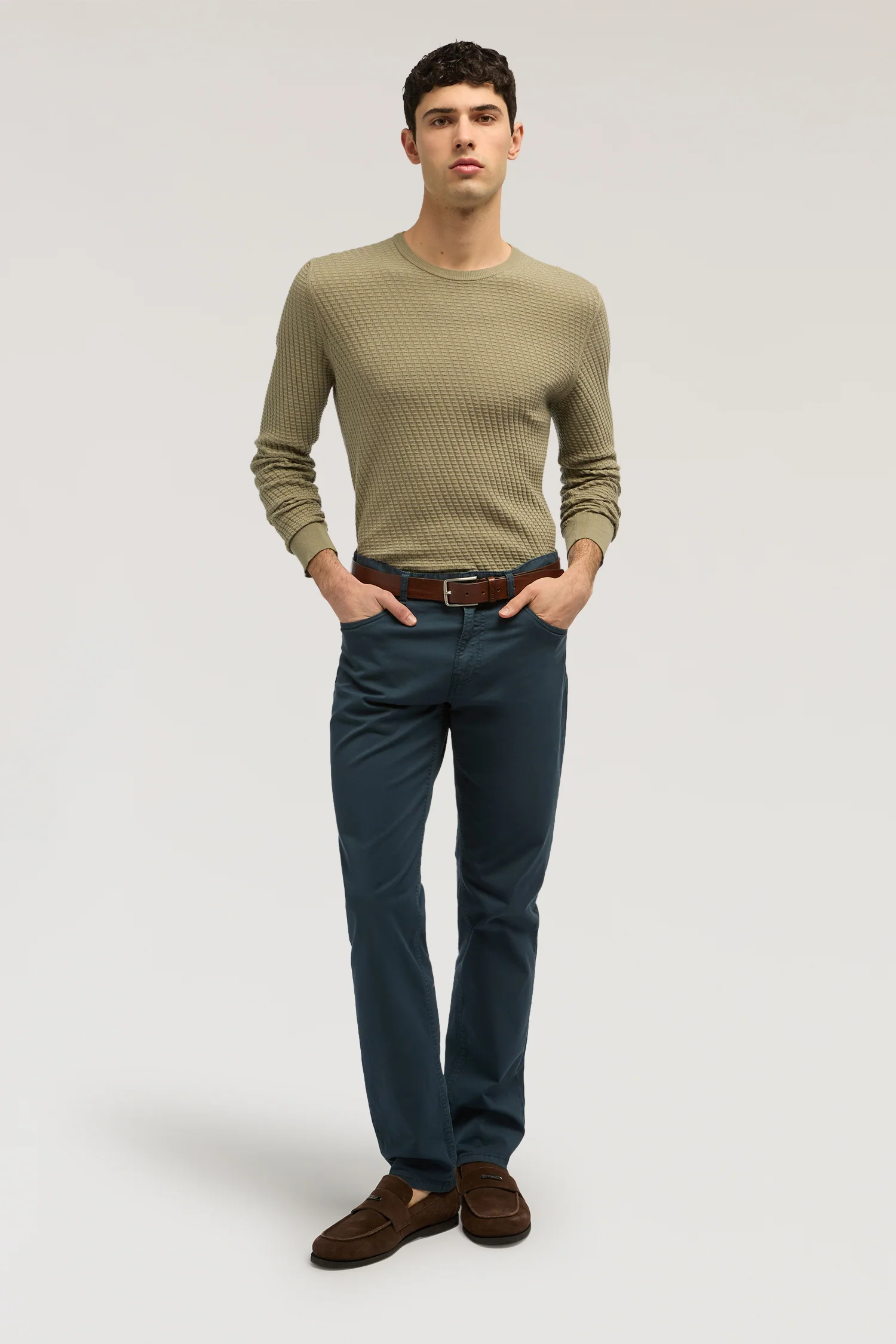 5 Slim 370 CLOSE pockets in lightweight gabardine - Image 4