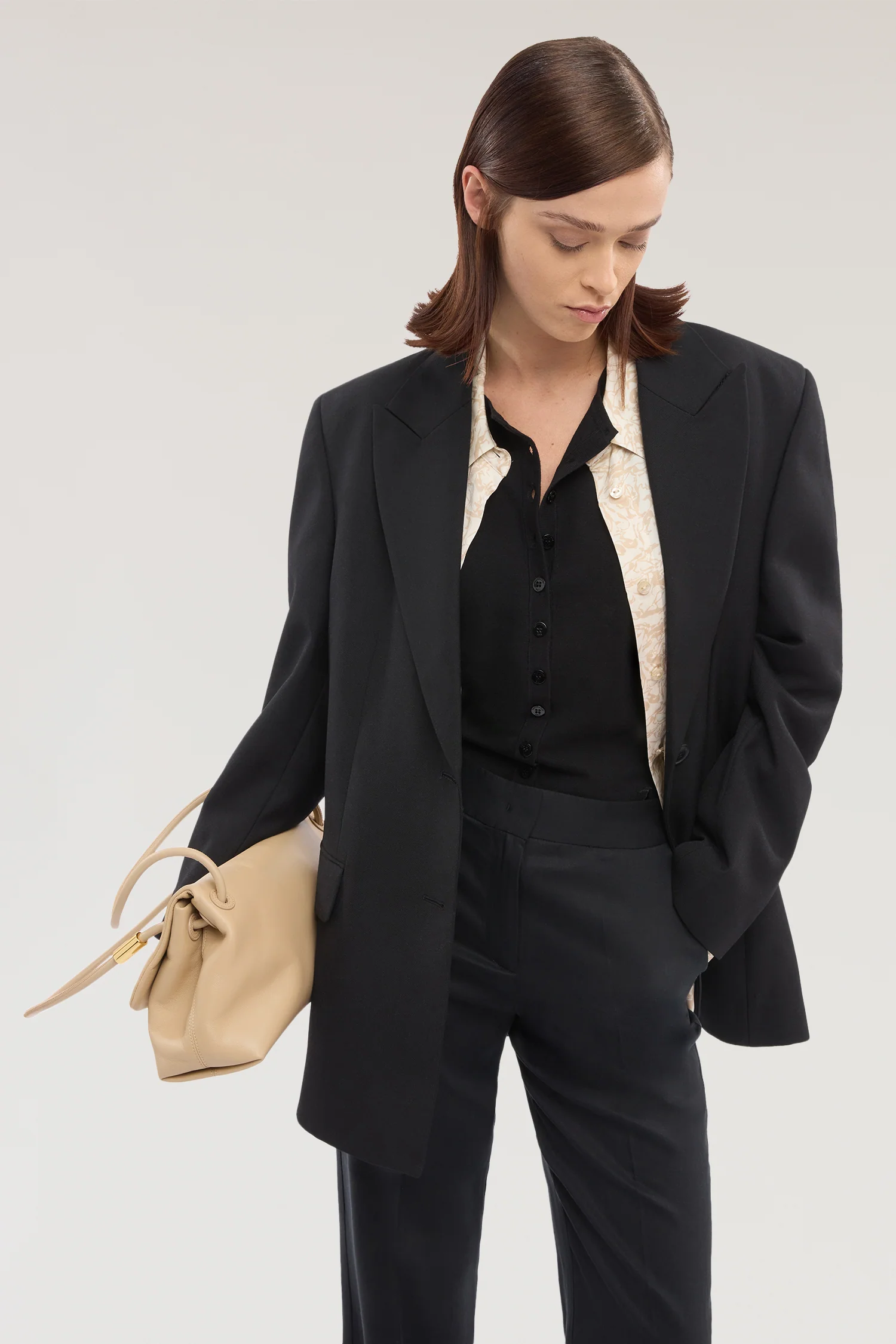 Cardigan in viscose with embroidery - Image 4