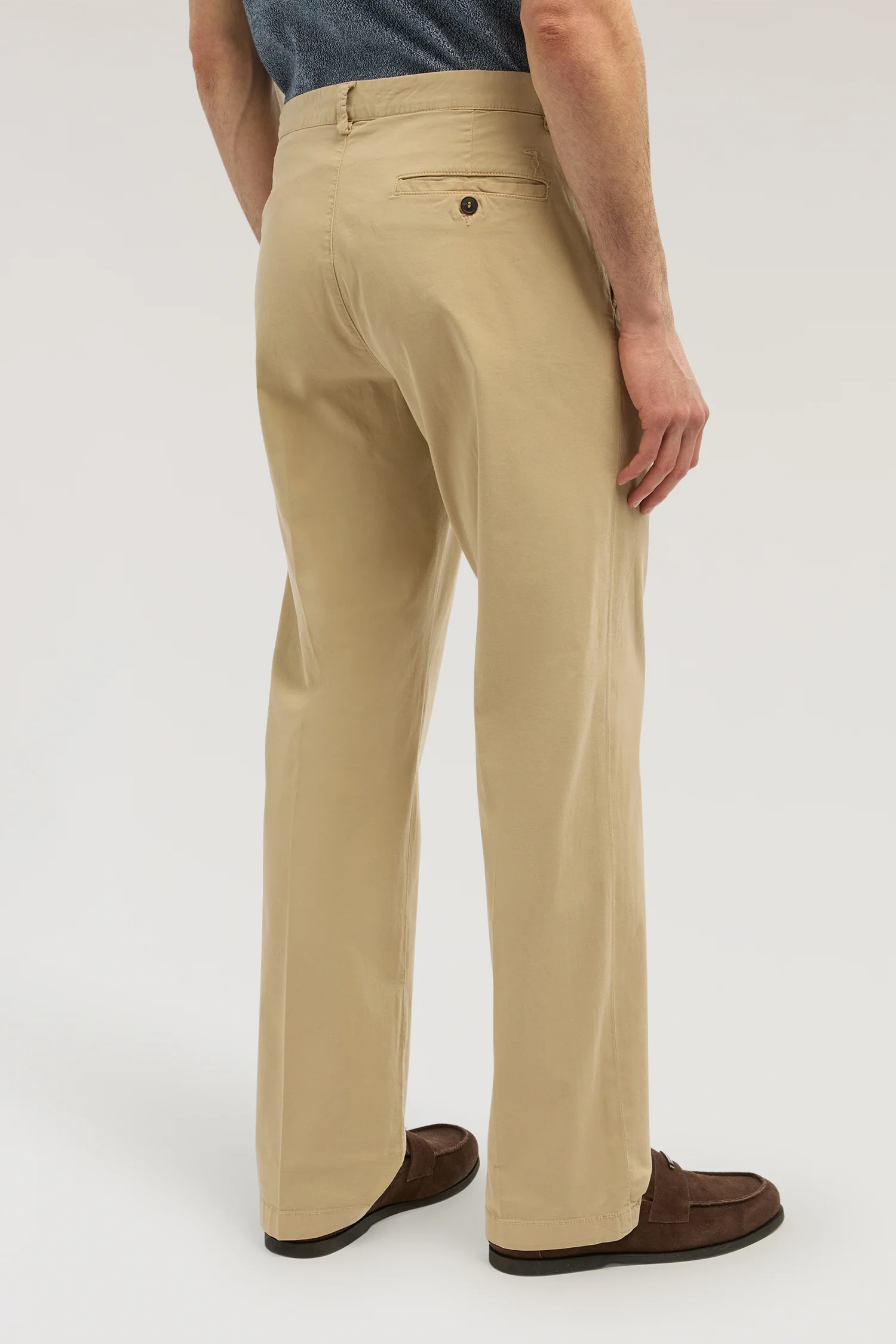 Chino Regular 302 in lightweight drill - Image 3