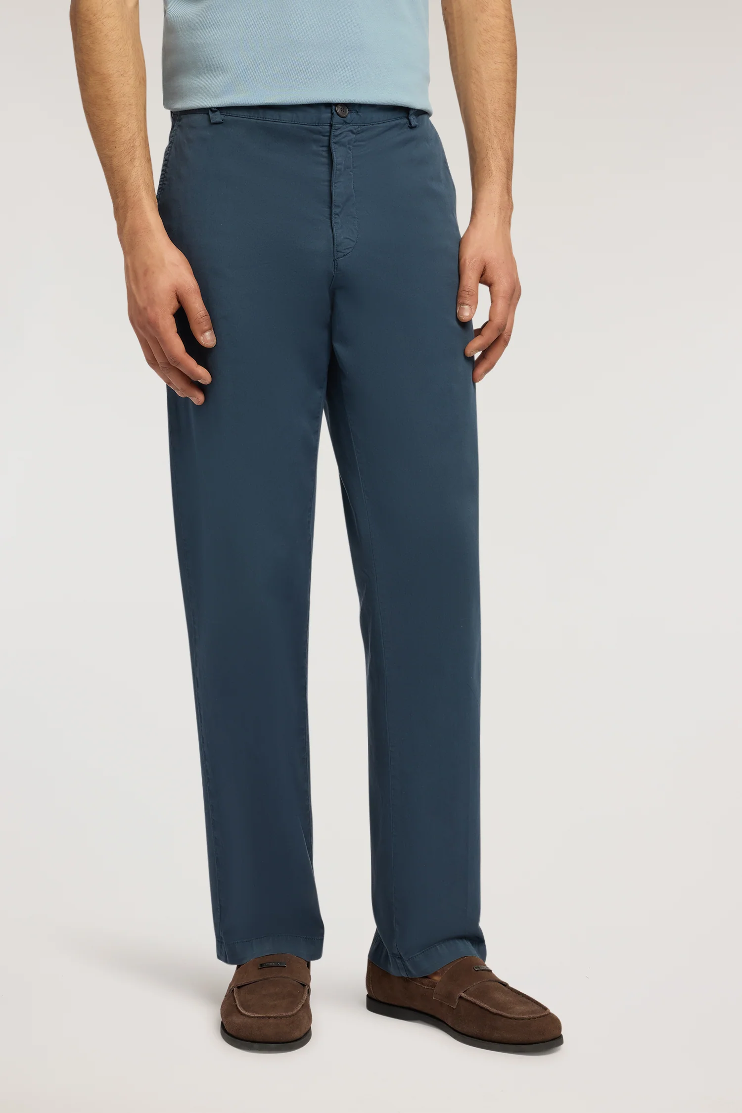 Chino Regular 302 in lightweight drill