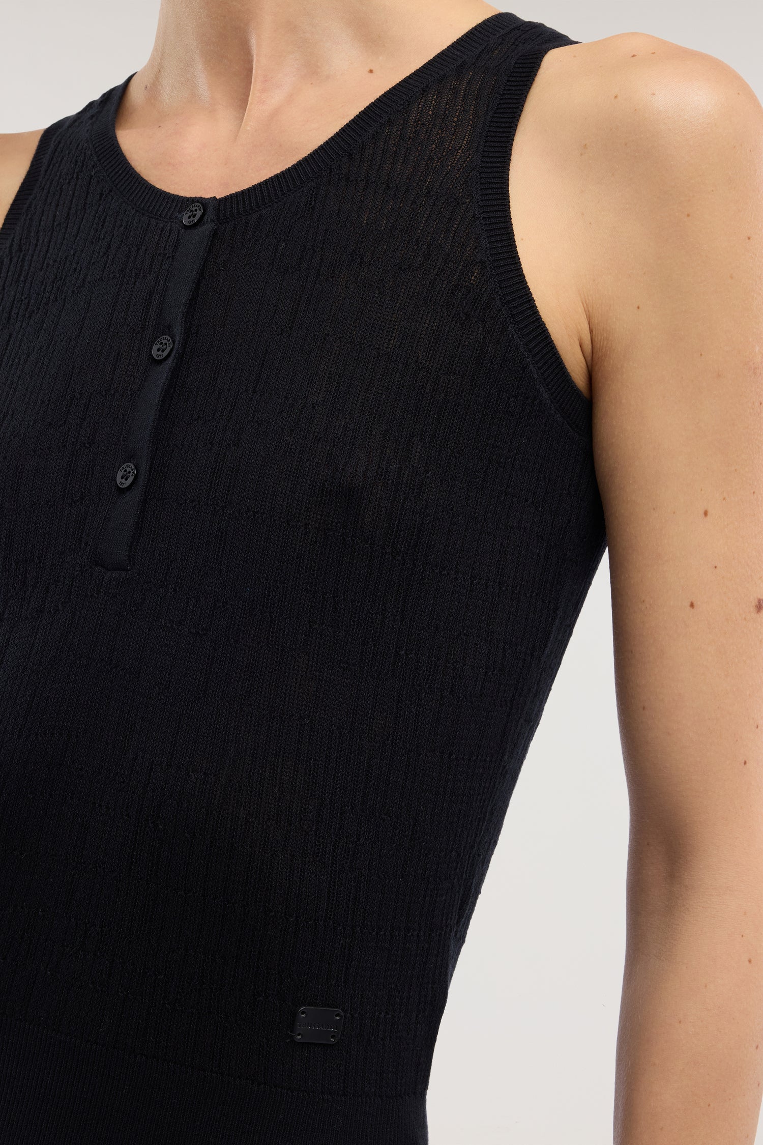 Crepe cotton tank top with 3D texture - Image 4