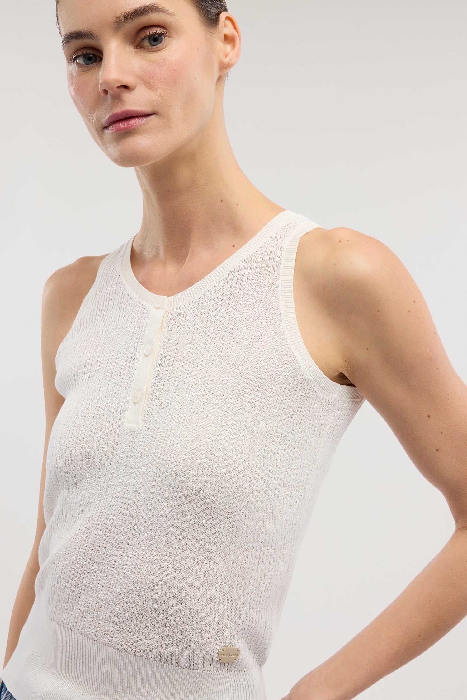 Crepe cotton tank top with 3D texture - Image 3