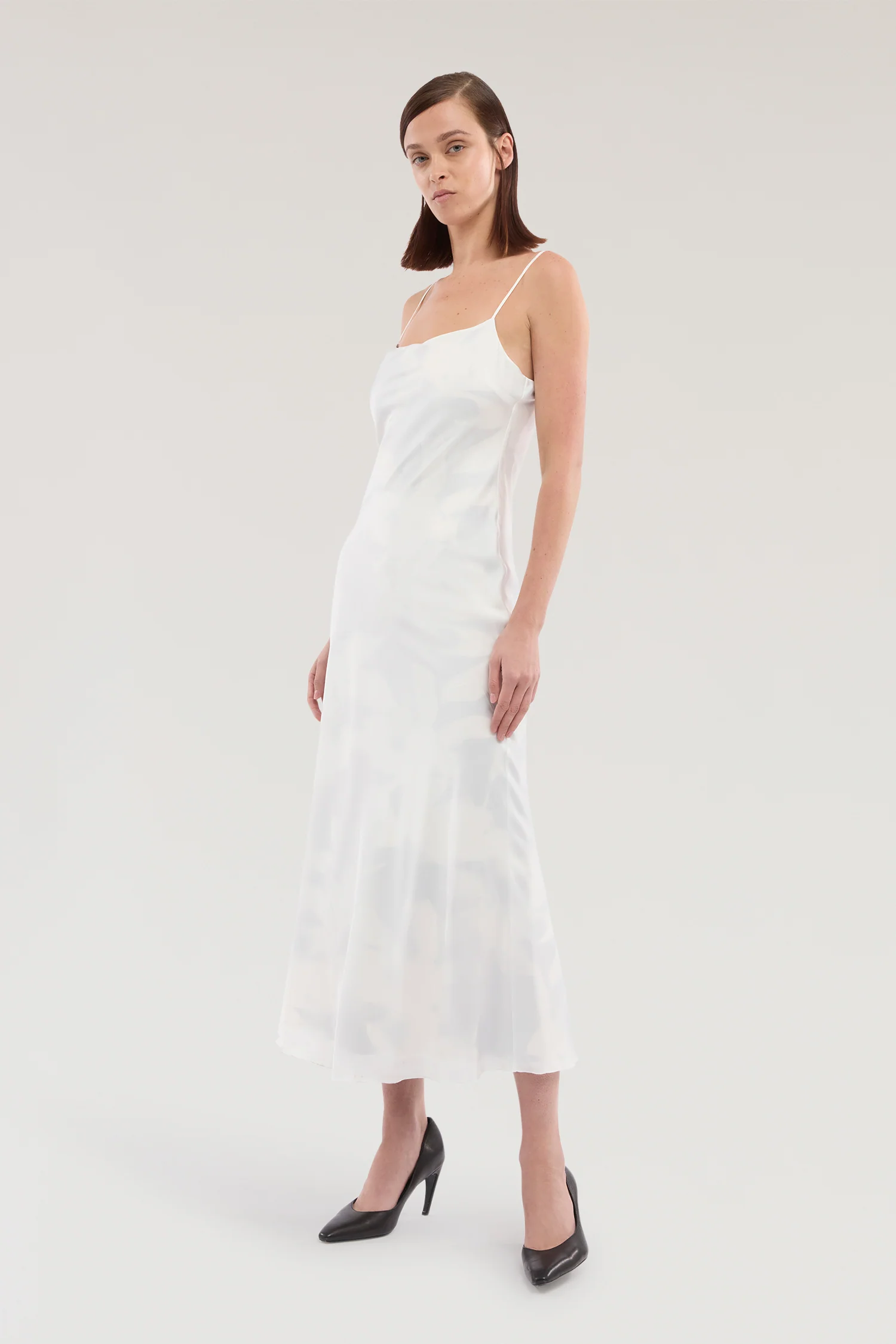 Double-weave satin print dress - Image 4