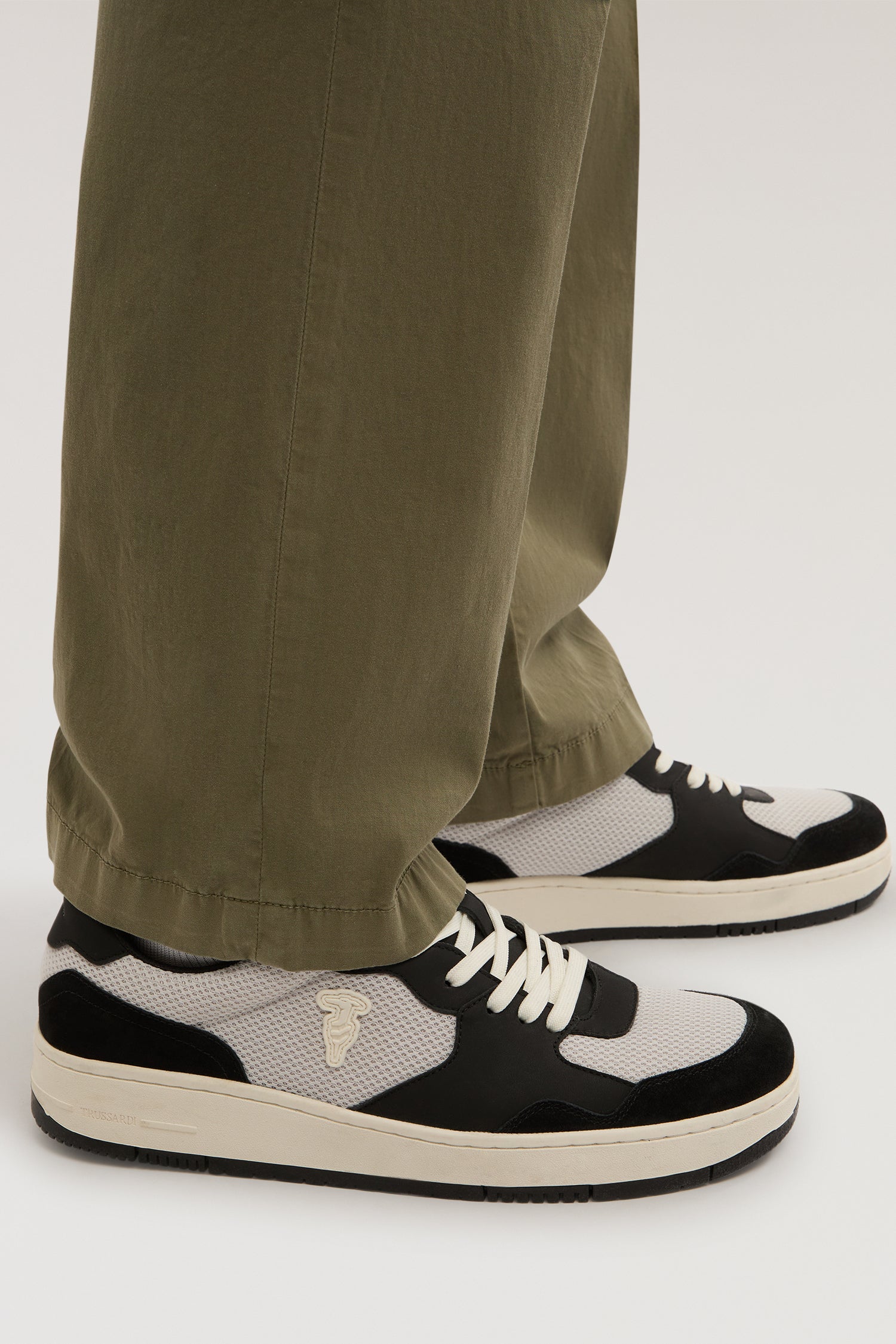 Greyhound Sneaker in mesh and leather - Image 2