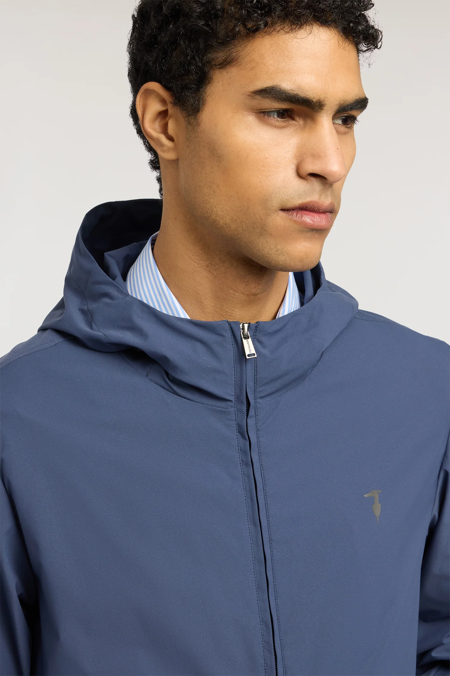 Hooded jacket in microfibre - Image 3