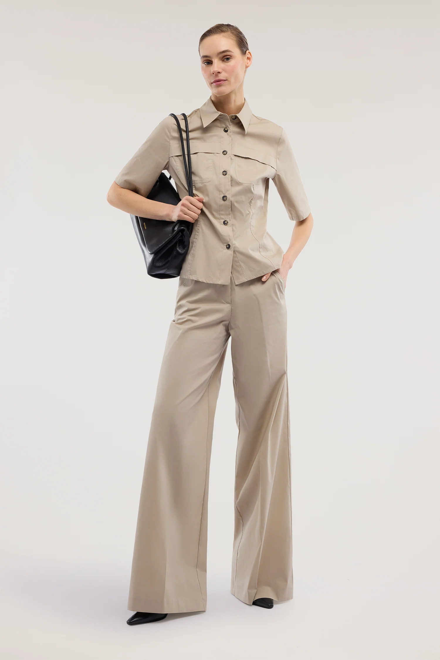 Loose-fitting cotton trousers - Image 4