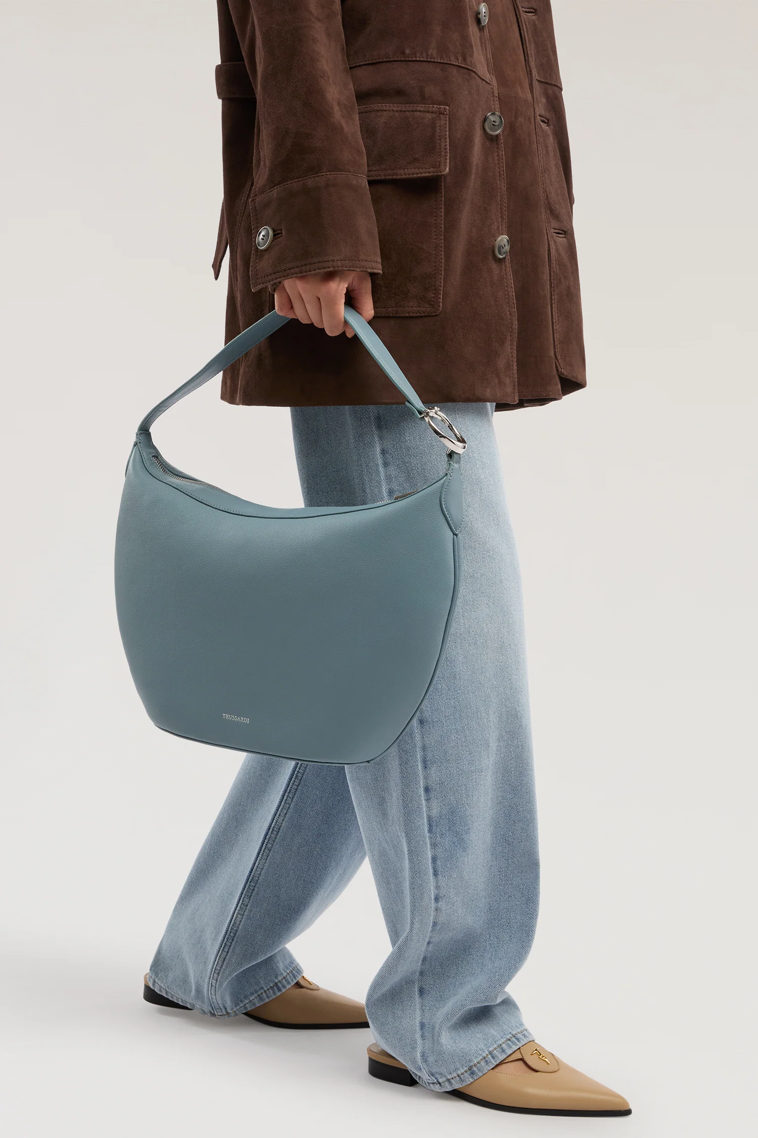 Medium Whippet hobo bag in leather - Image 6