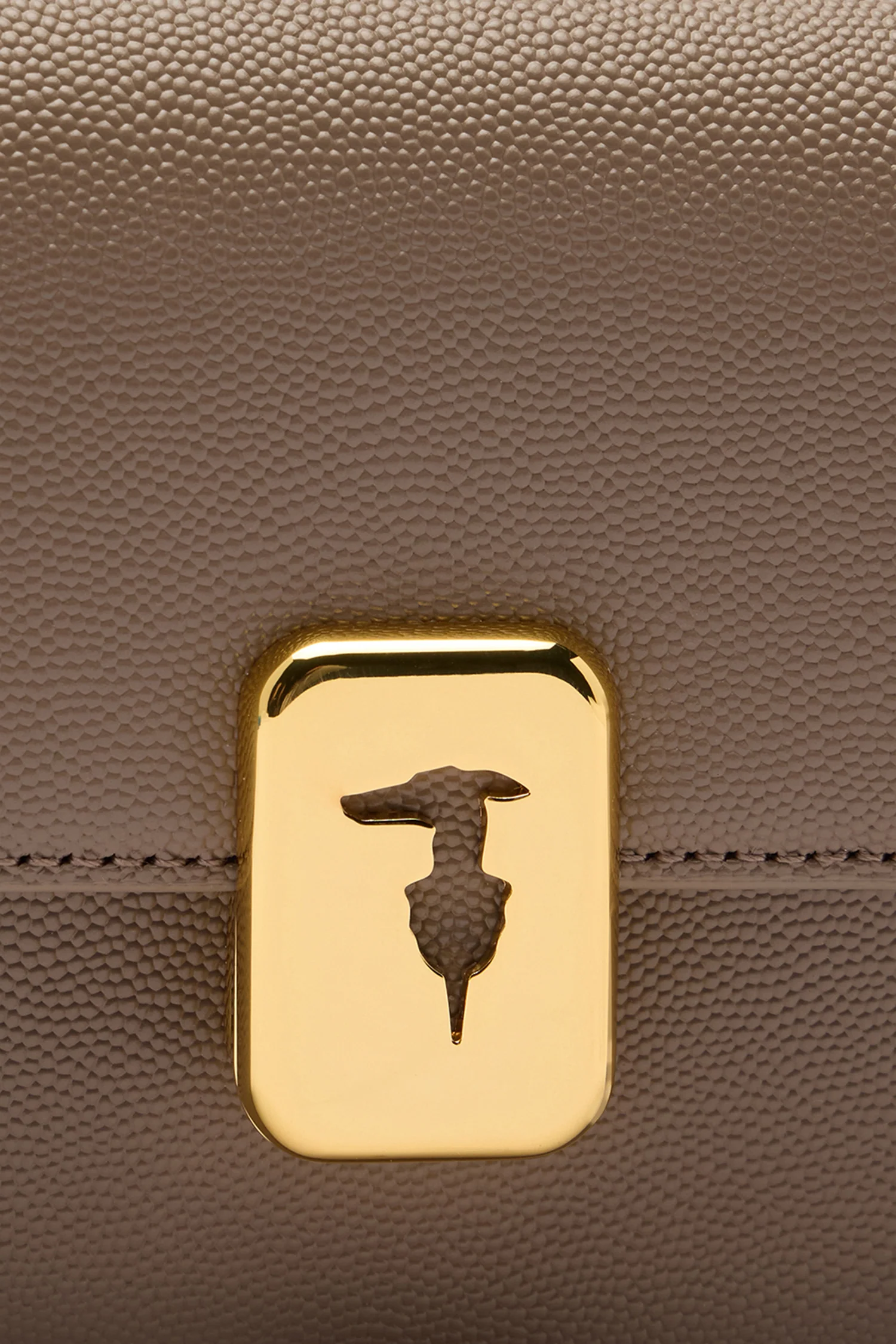 Mini shoulder bag in leather - Image 3