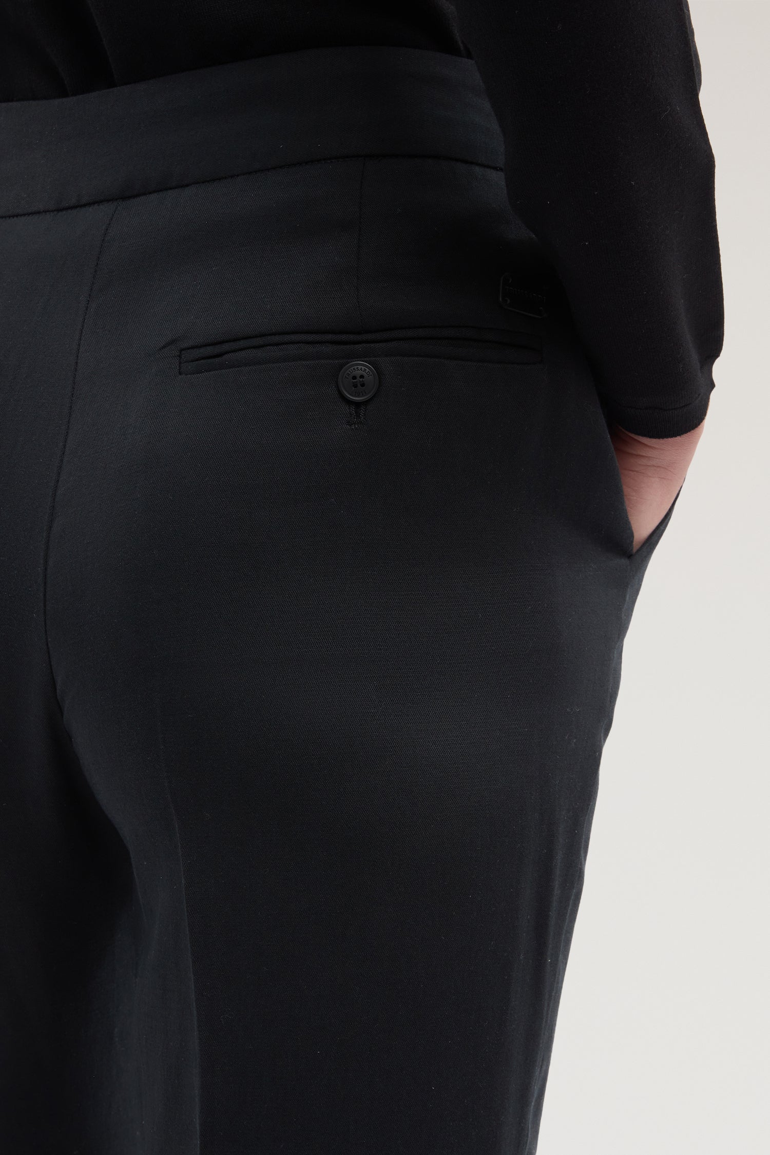 Palazzo trousers in lyocell and linen - Image 4