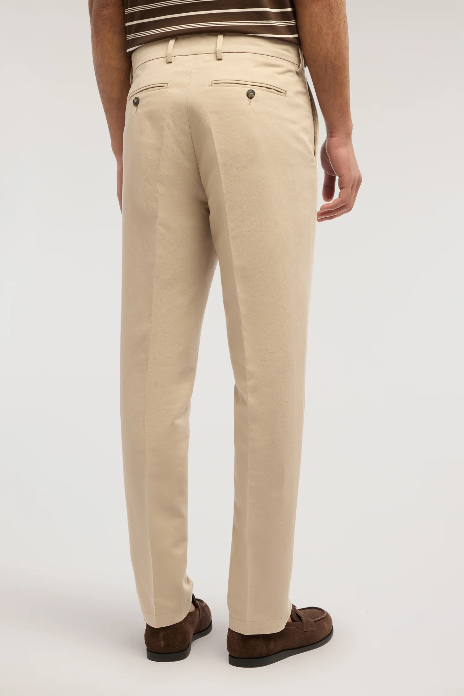 Relaxed fit trousers in linen blend - Image 2