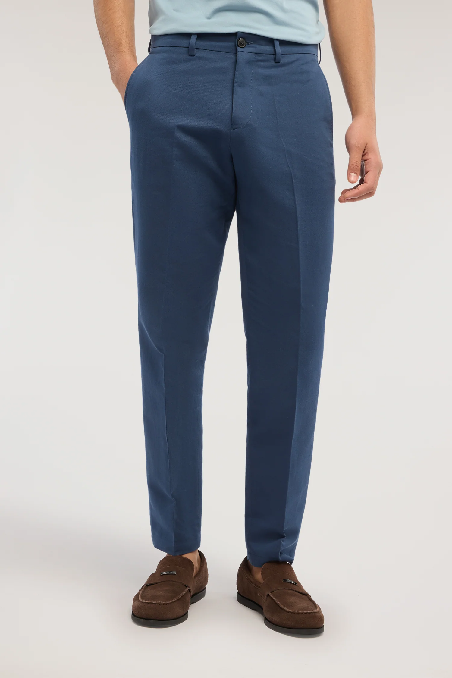 Relaxed fit trousers in linen blend