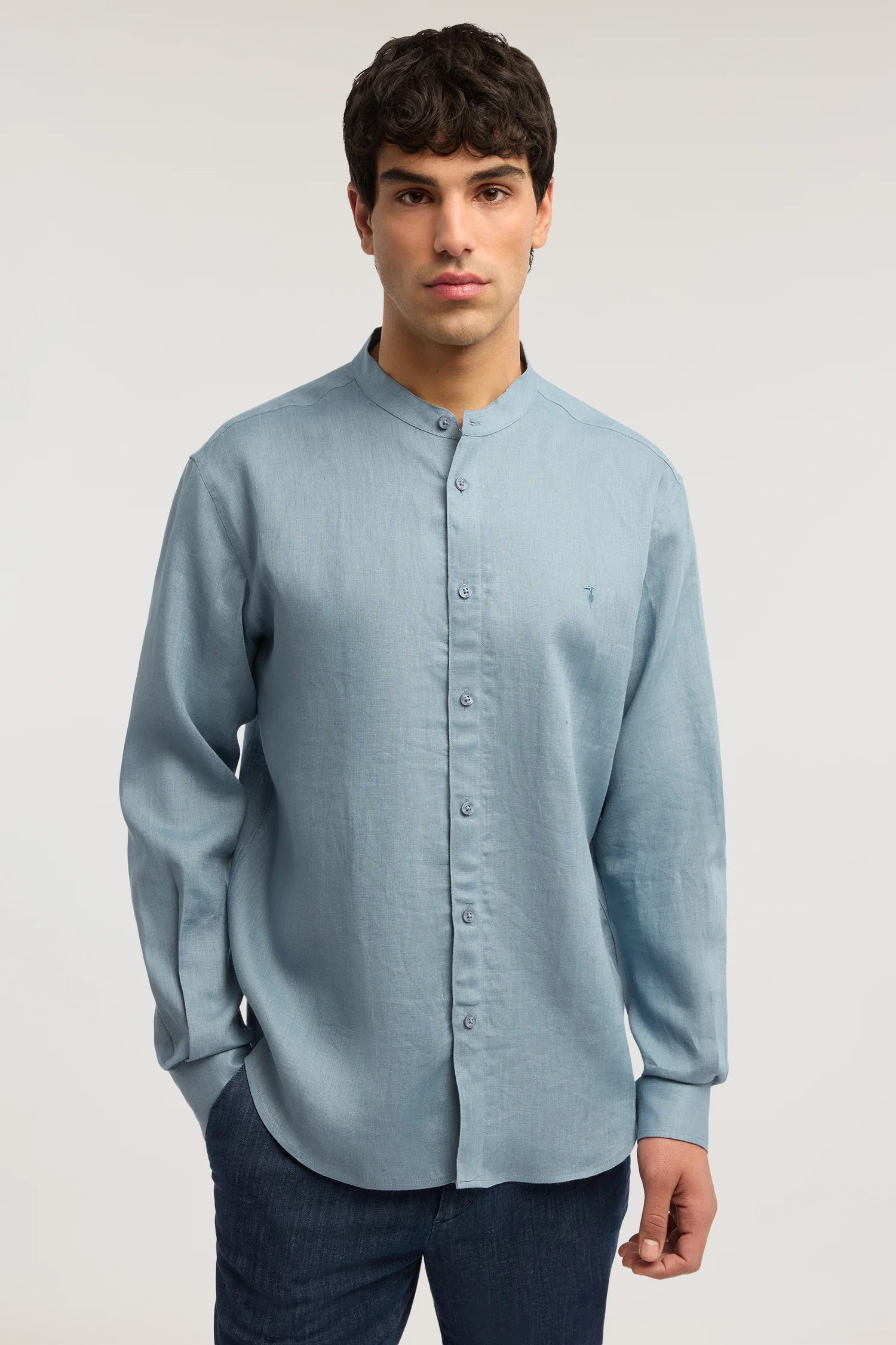 Shirt with Korean collar in linen