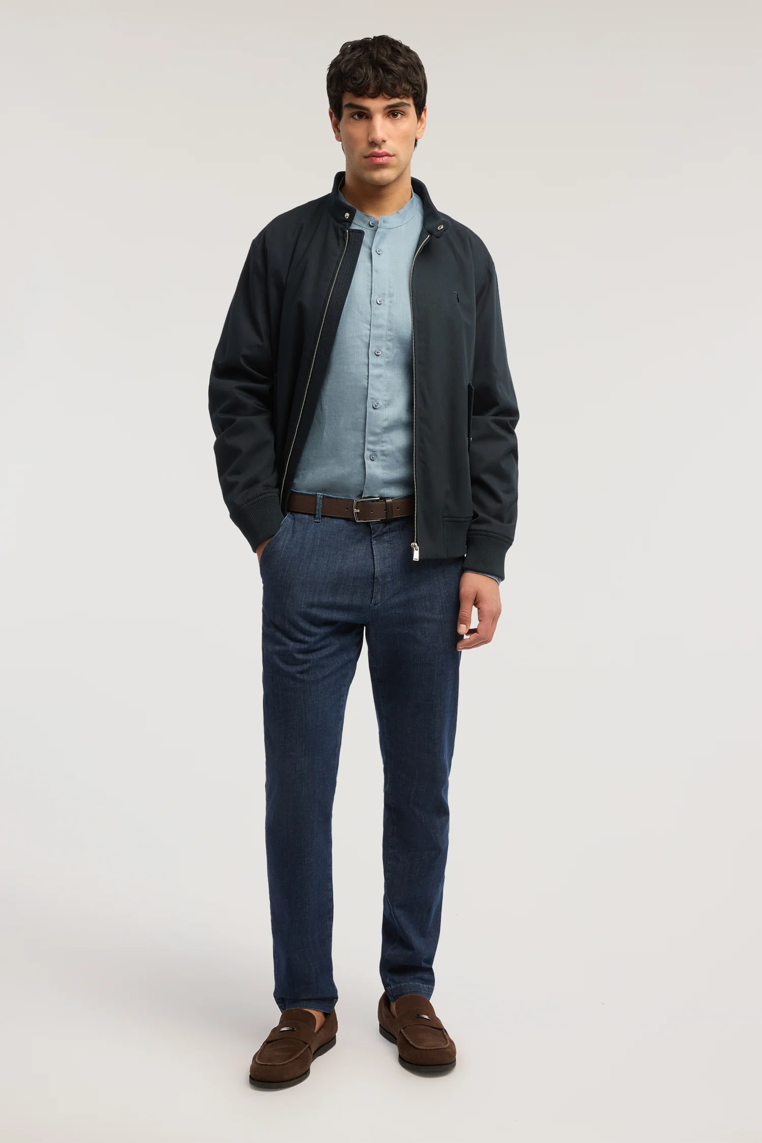 Shirt with Korean collar in linen - Image 4