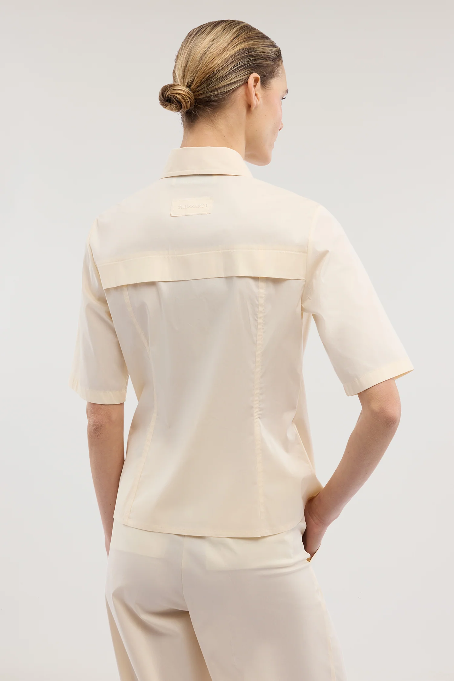 Short-sleeved cotton shirt in lightweight fabric - Image 2