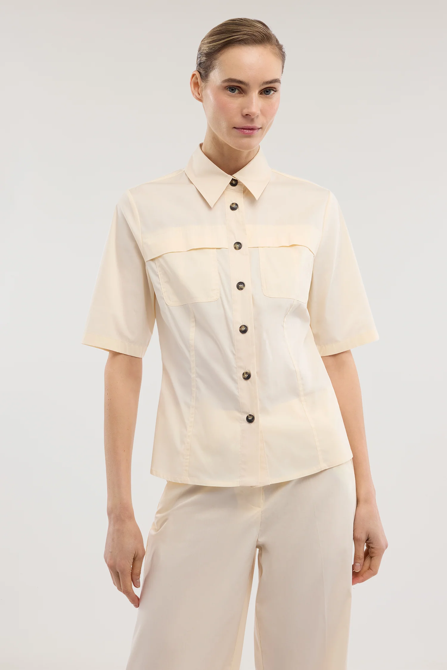 Short-sleeved cotton shirt in lightweight fabric - Image 3