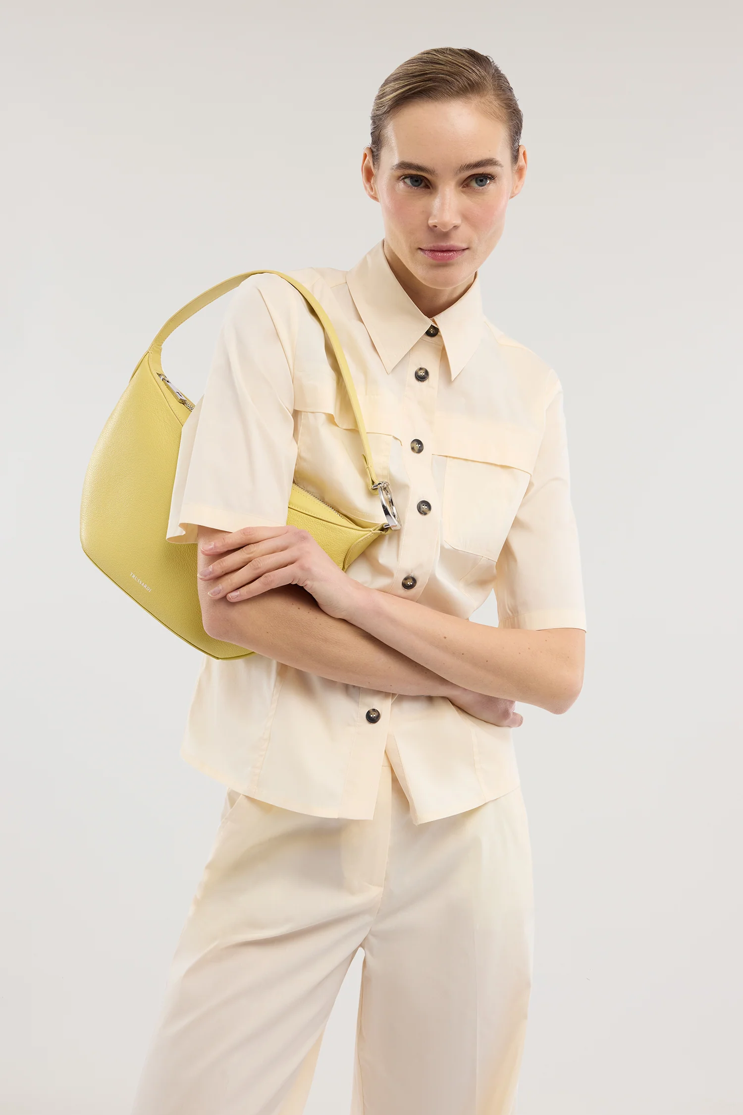 Short-sleeved cotton shirt in lightweight fabric - Image 4