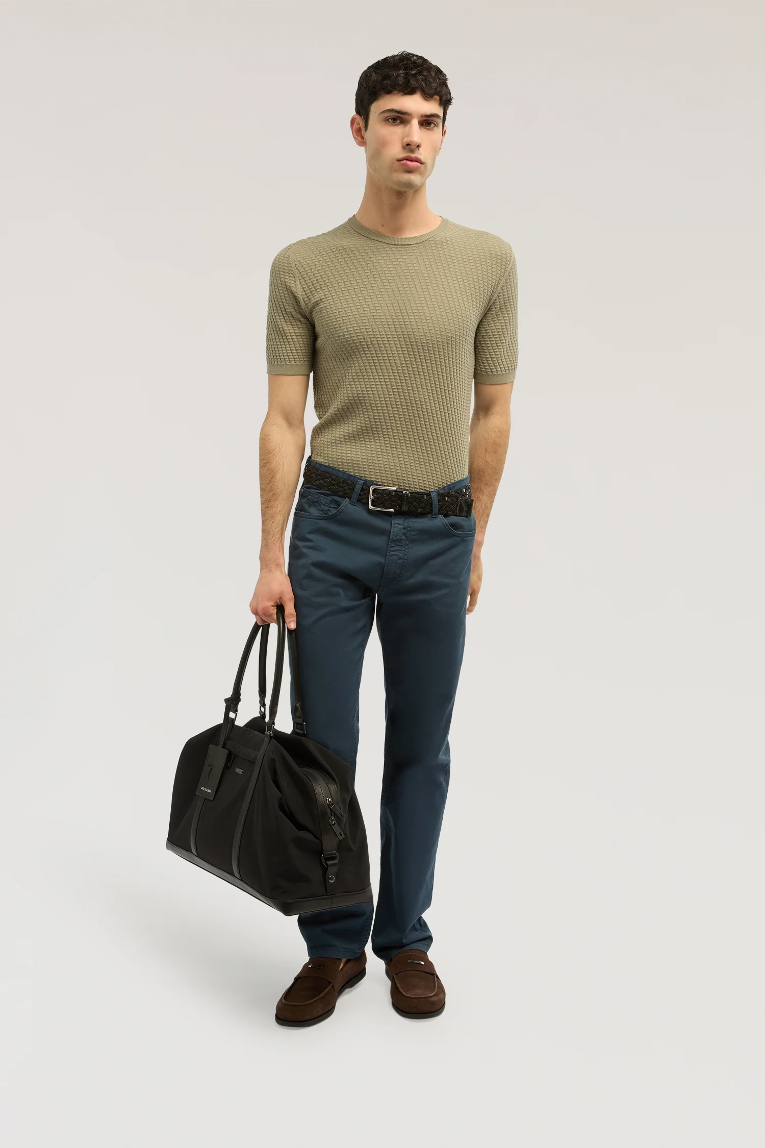 Short-sleeved cotton t-shirt with three-dimensional texture - Image 4