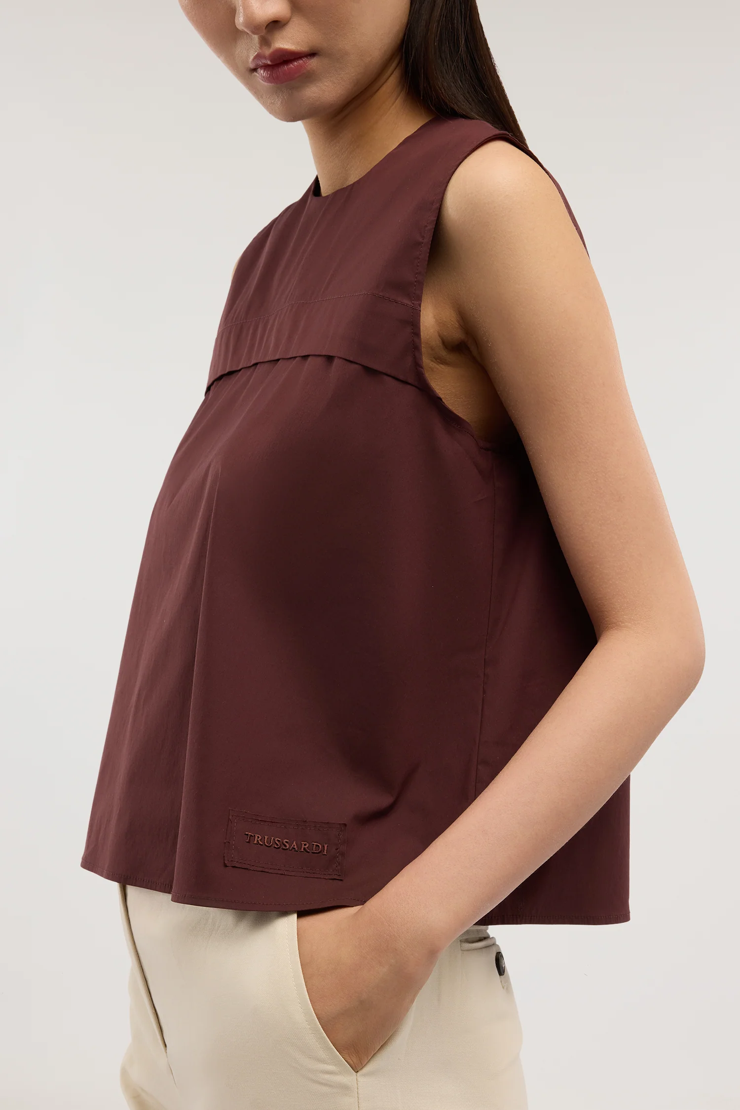 Sleeveless blouse in poplin - Image 3