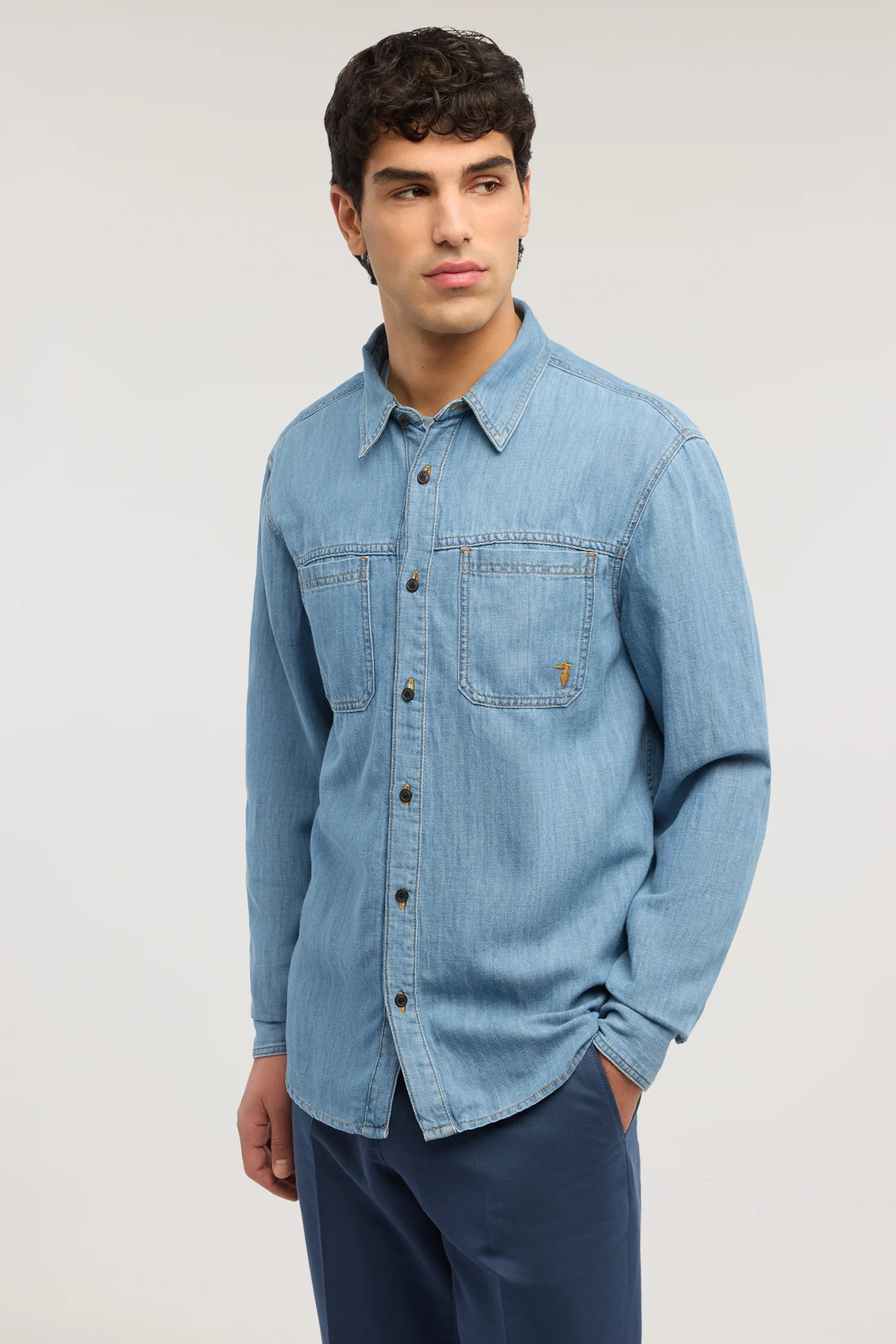 Slim fit denim shirt