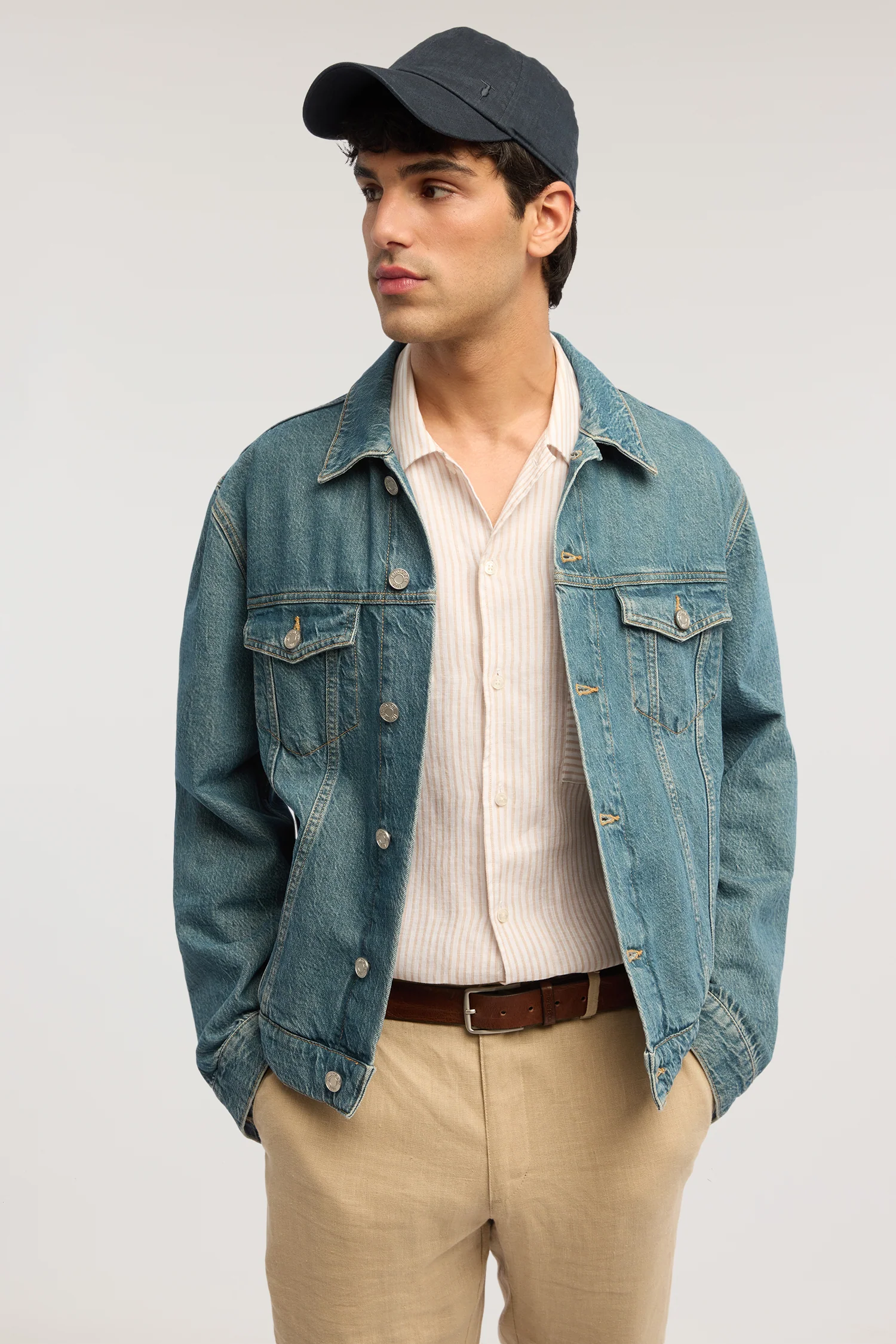 Striped linen bowling shirt - Image 4