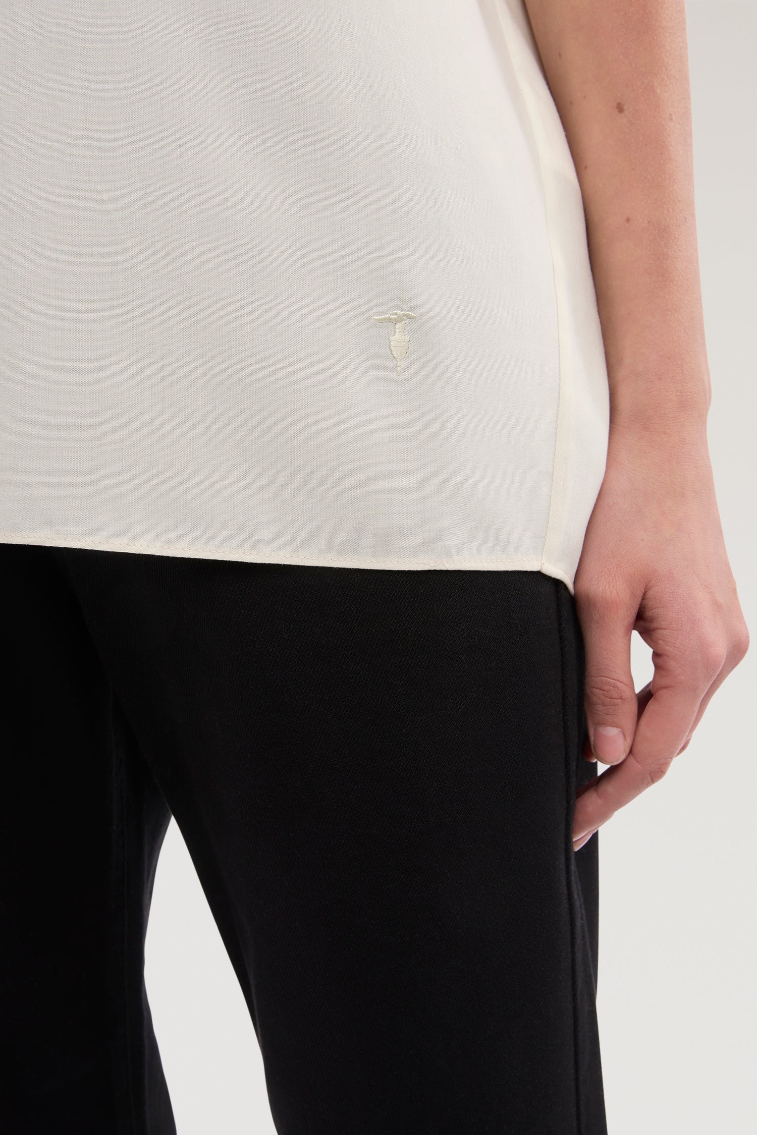 Tulip sleeve top in lyocell - Image 3