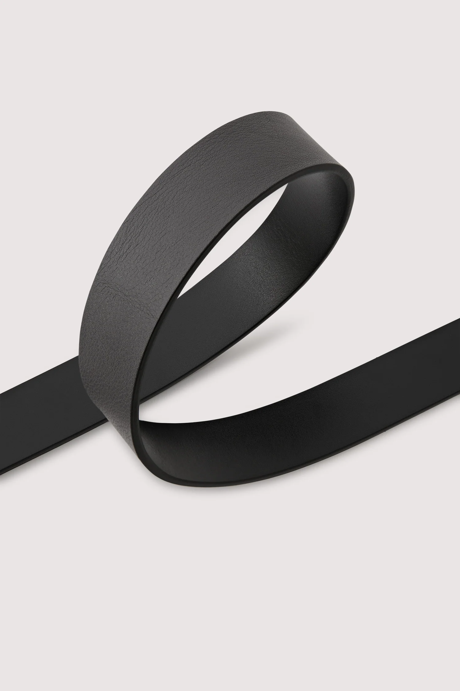 Two-tone reversible leather belt - Image 2