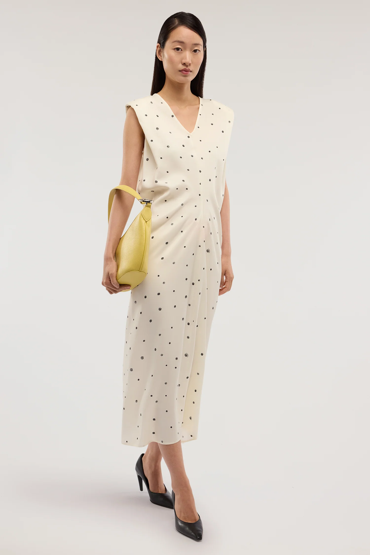 V-neck dress in viscose twill with polka dots, Gentleito model - Image 4