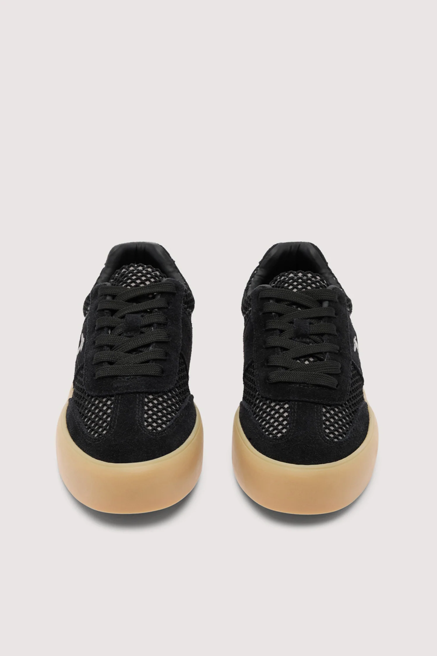 Vulcanised mesh and leather trainer - Image 2