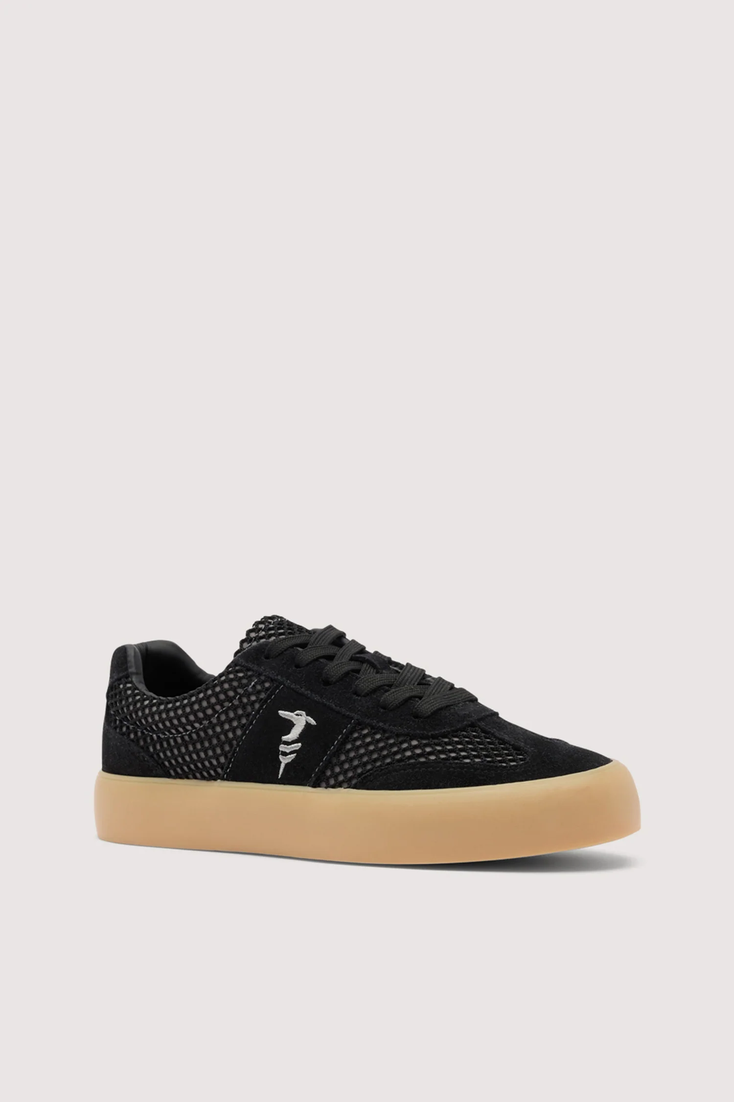 Vulcanised mesh and leather trainer - Image 3
