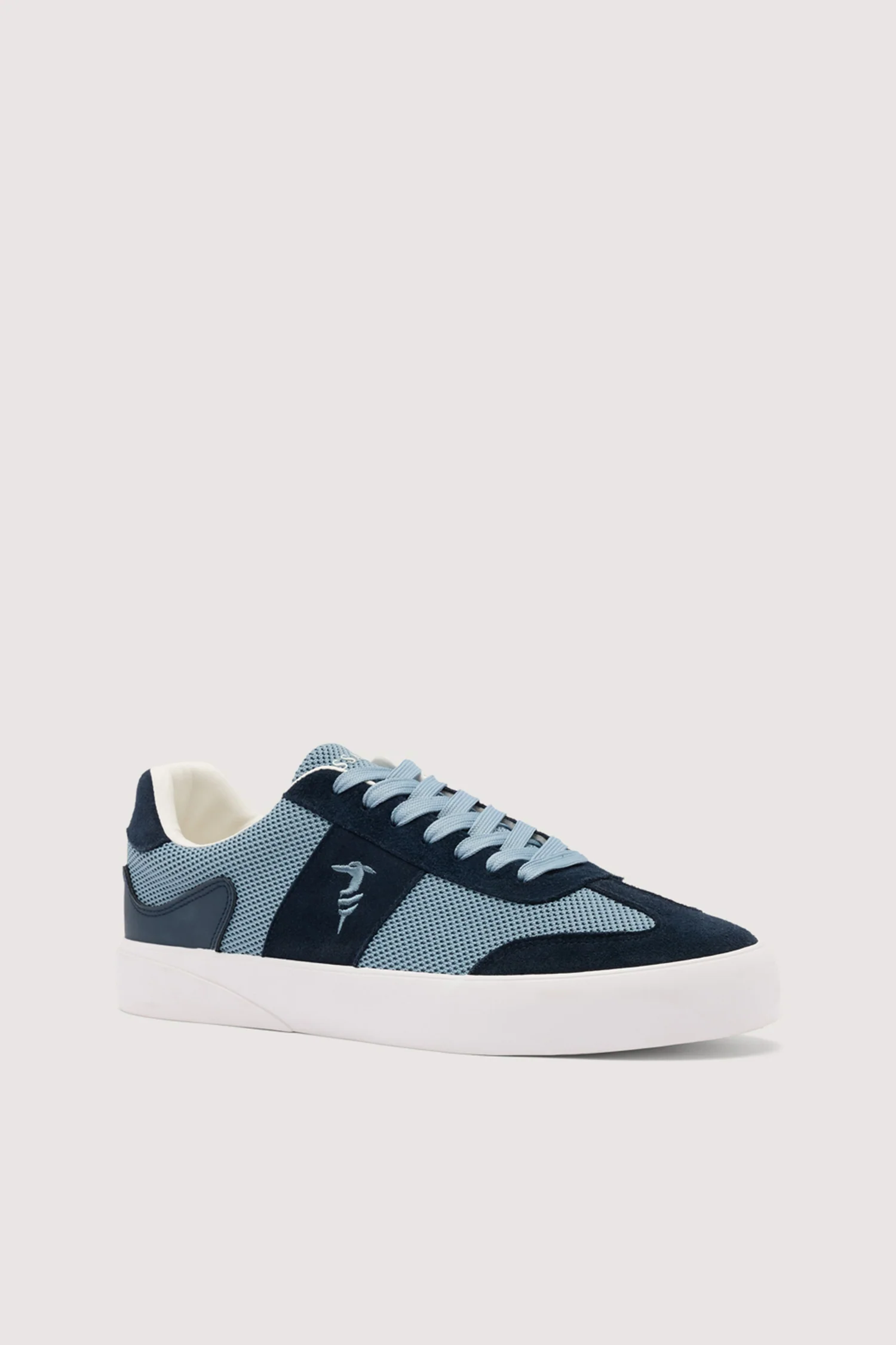 Vulcanised mesh and leather trainer - Image 3