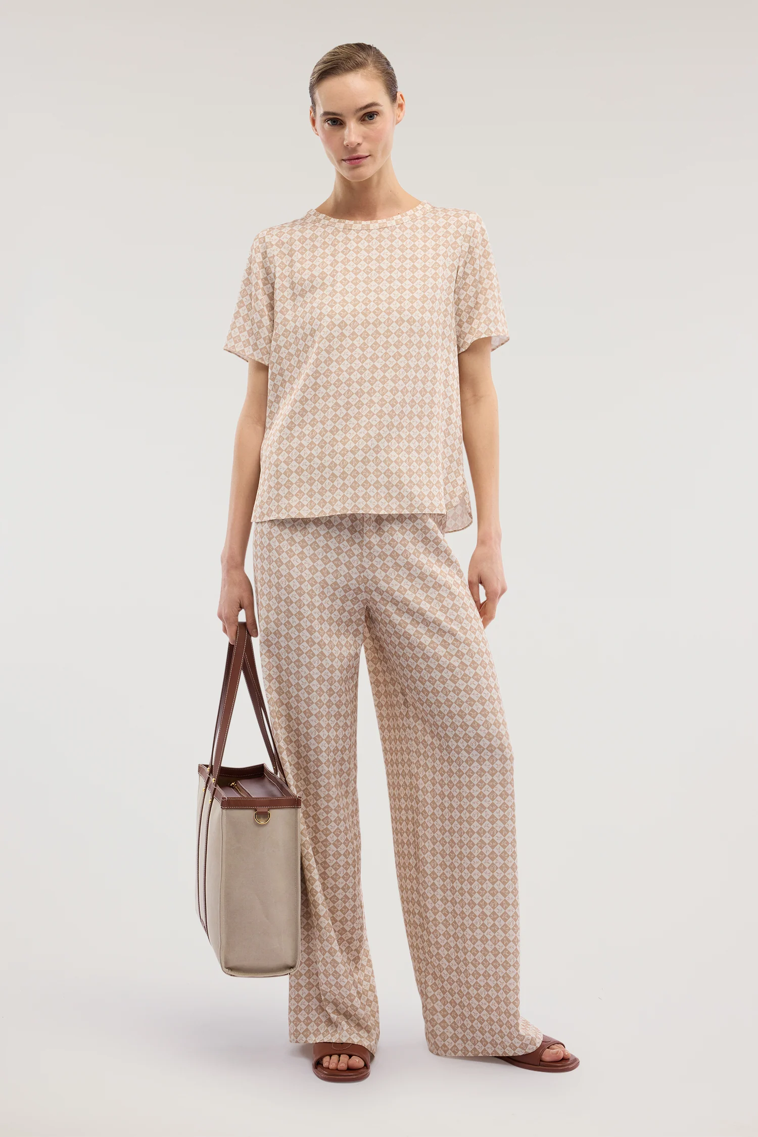 Wide-leg trousers with viscose twill print - Image 4