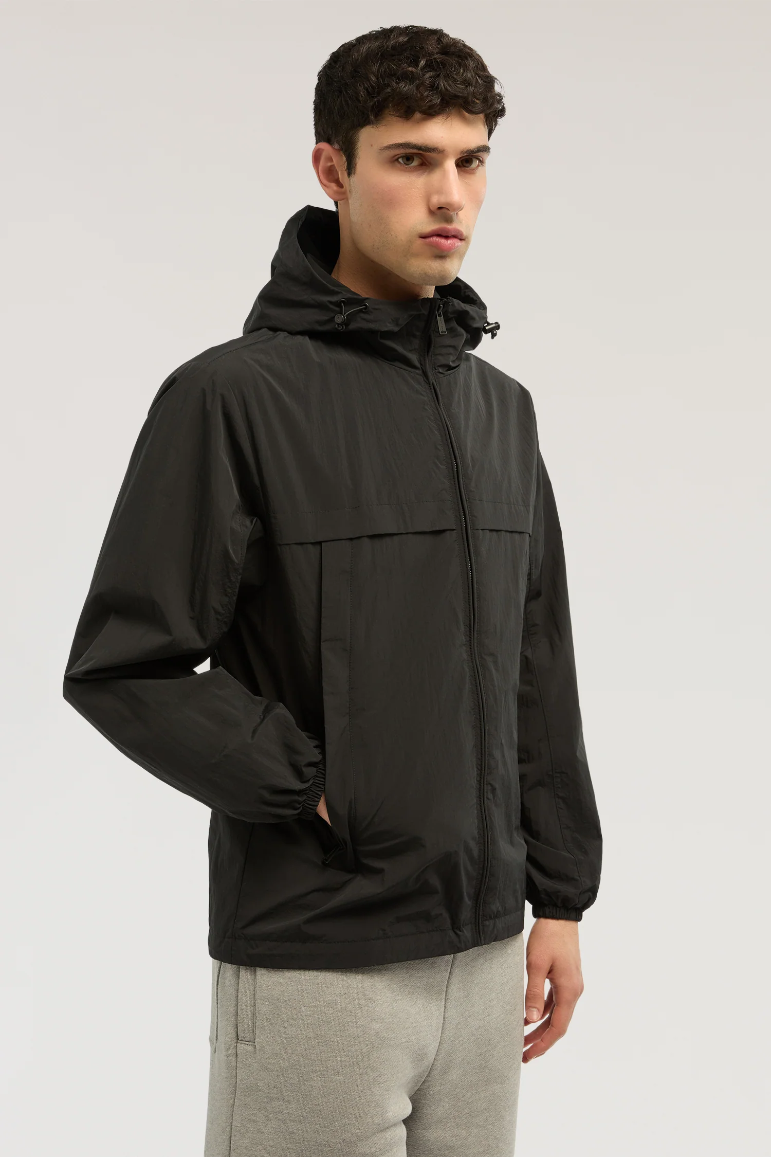 Windbreaker with hood in crinkle nylon - Image 3